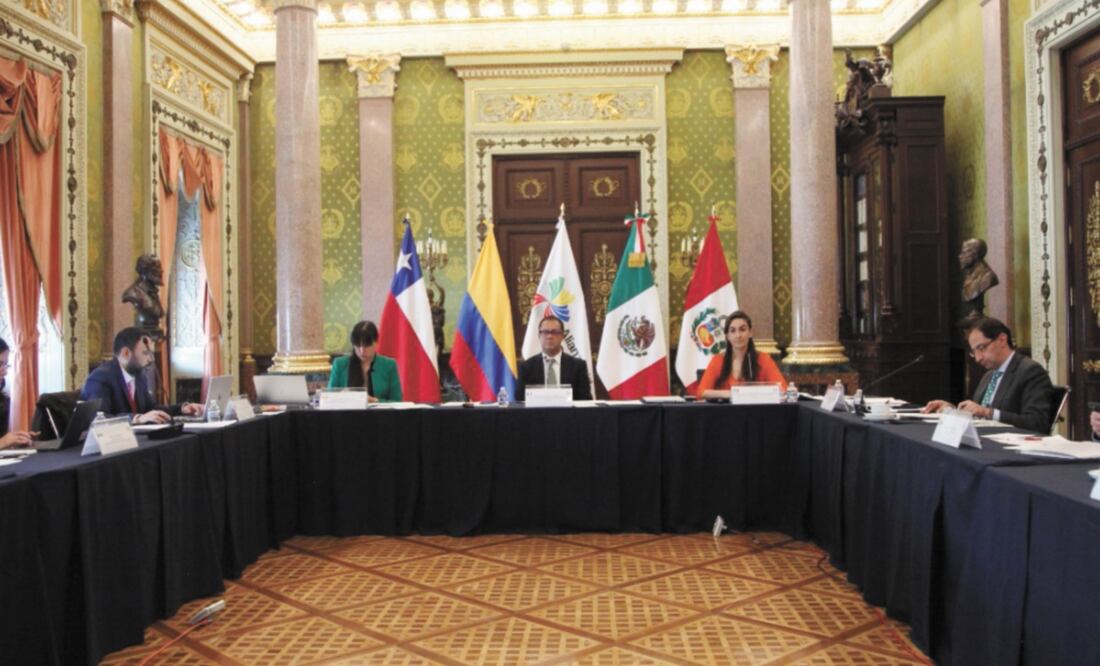 Gabriel Yorio, subsecretario de Hacienda, presidió la reunión. Foto: Especial