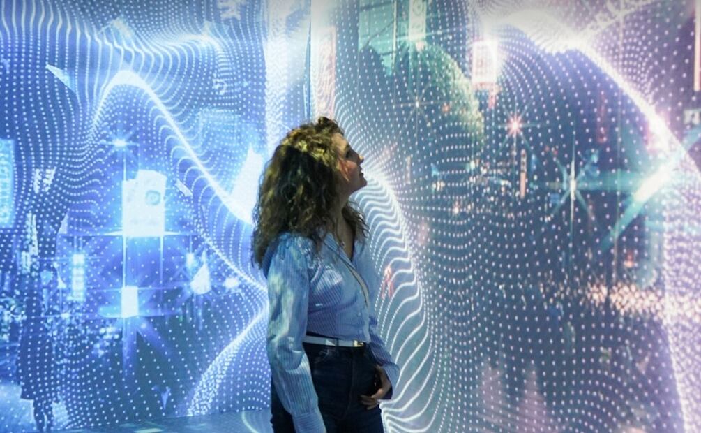 La experiencia inmersiva Akari cuenta con la participación de 20 artistas japoneses e internacionales. Foto: Instagram @inspace.one