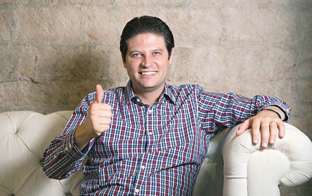 Martínez Alcázar fue militante panista por muchos años; en este instituto político llegó a ser diputado federal y dos veces legislador local. Foto Raúl Tinoco/EL UNIVERSAL