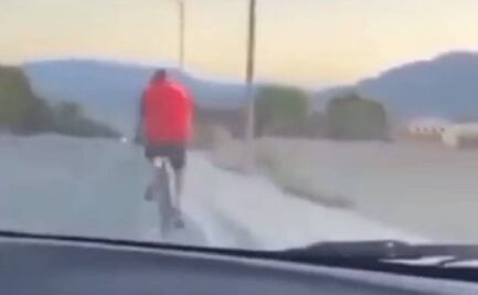 VIDEO: Roba auto en Las Vegas y enfrenta cargos de asesinato después de atropellar a un ciclista
