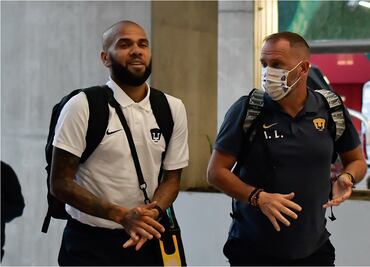 A Dani Alves le afectó no poder ganar con Pumas; recuerda Andrés Lillini