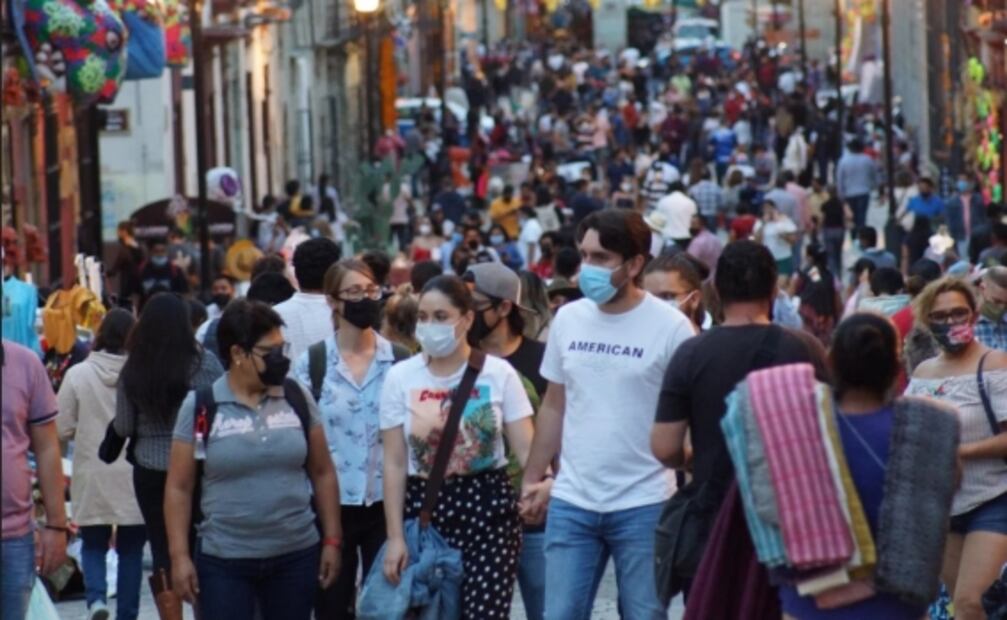 Tradiciones de Día de Muertos que sobrevivieron a la pandemia, aglomeraciones en aumento y la llegada del frío