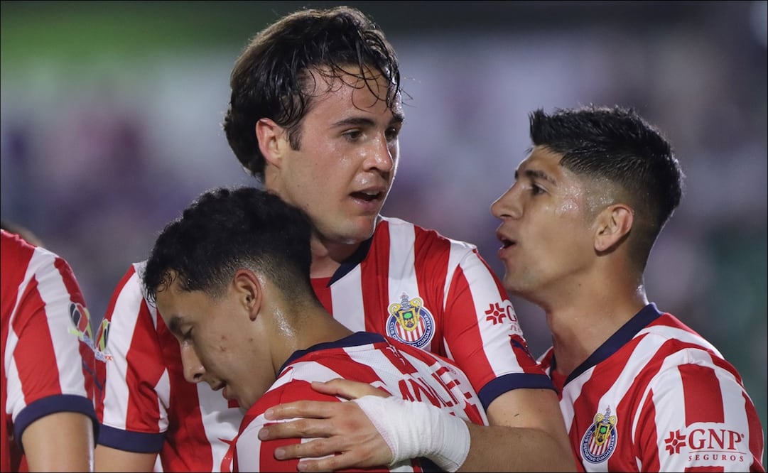 Chivas exportó a uno de los delanteros a equipos de Colombia que es propiedad de Carlos Vives / FOTO: Imago7