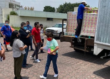 "Los Monólogos de la Vagina" lleva ayuda de higiene personal a internas