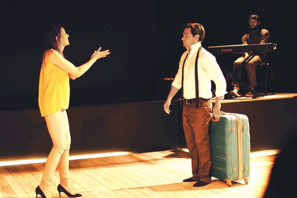 Una historia de amor entre una curadora de arte y un escritor (CORTESÍA)