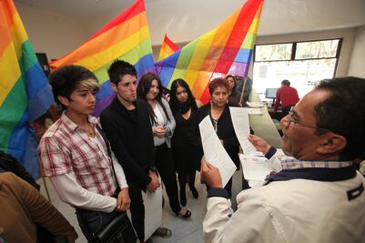 CNDH coincide con Presidente sobre matrimonio igualitario