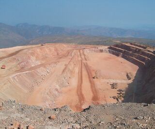 Dan positivo a Covid 51 empleados de mina en Guerrero