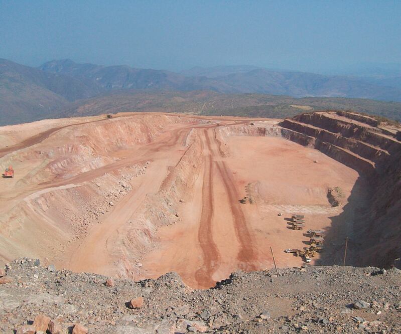 En el complejo minero Los Filos trabajan mil 800 personas. Los empleados que dieron positivo a coronavirus ya fueron puestos en cuarentena. Foto: ESPECIAL