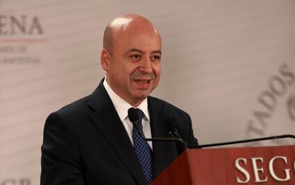 Renato Sales se registra en Morena como aspirante a la alcaldía de Campeche