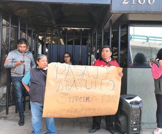 Protestan mexiquenses contra alza a pasaje