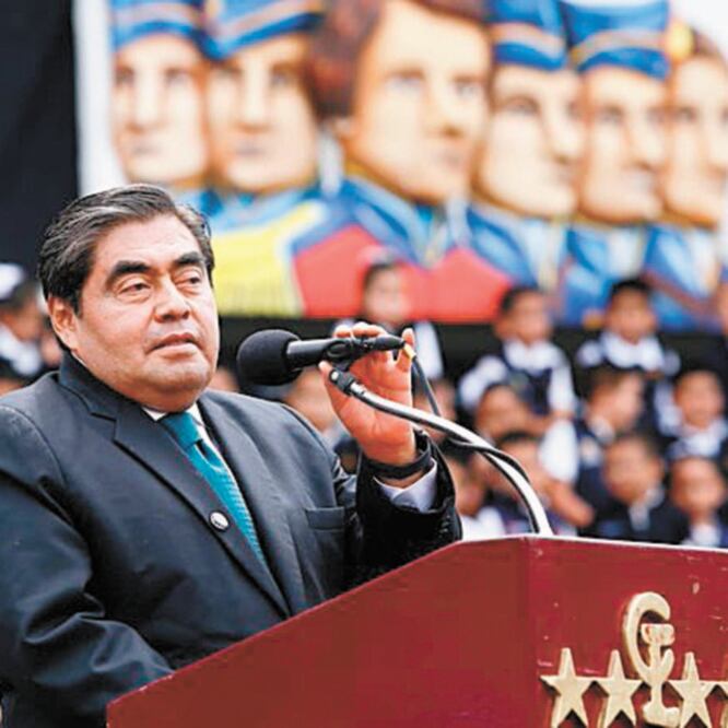 Miguel Barbosa, gobernador de Puebla, dijo que en lugar de la ceremonia local, se transmitirá la del presidente Andrés Manuel López Obrador. TOMADA DE TWITTER