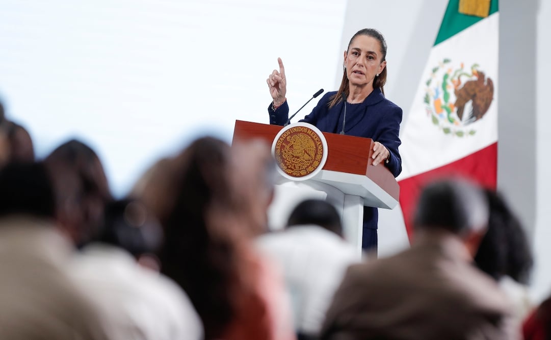 MEX3617. CIUDAD DE MÉXICO (MÉXICO), 24/09/2025.- La presidenta de México, Claudia Sheinbaum, participa en una rueda de prensa este miércoles, en Palacio Nacional de la Ciudad de México (México). Foto: EFE/ Isaac Esquivel