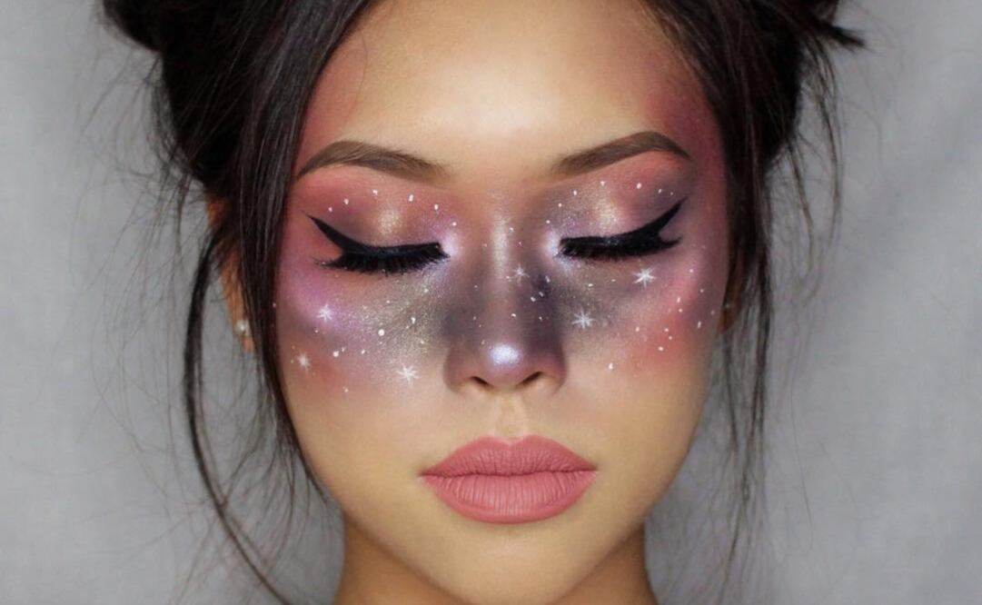 Ahora el cosmos se encuentra en tu maquillaje. Foto: Instagram  lynnacsecnarf