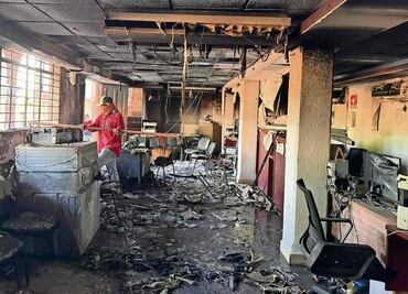 Cierran ayuntamiento de Apatzingan