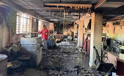 Cierran ayuntamiento de Apatzingan