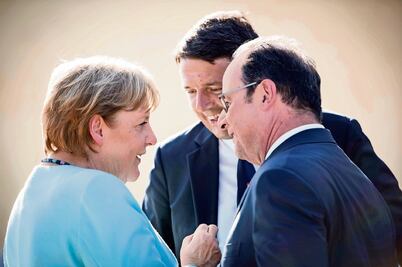 Merkel, Hollande y Renzi impulsan a la UE
