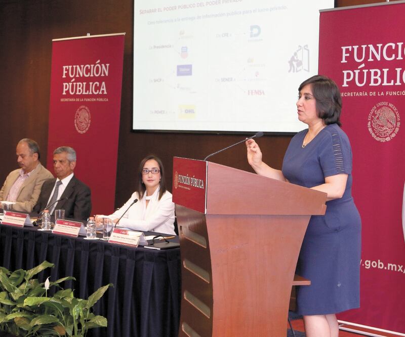 Irma Eréndira Sandoval informó que las investigaciones por huachicoleo se concentran en personal de mando de Pemex. Foto: CARLOS MEJÍA. EL UNIVERSAL