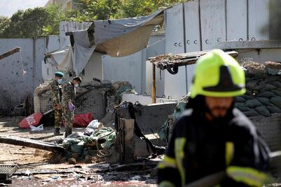 Mueren 30 personas en dos atentados talibanes, uno de ellos cerca del presidente afgano