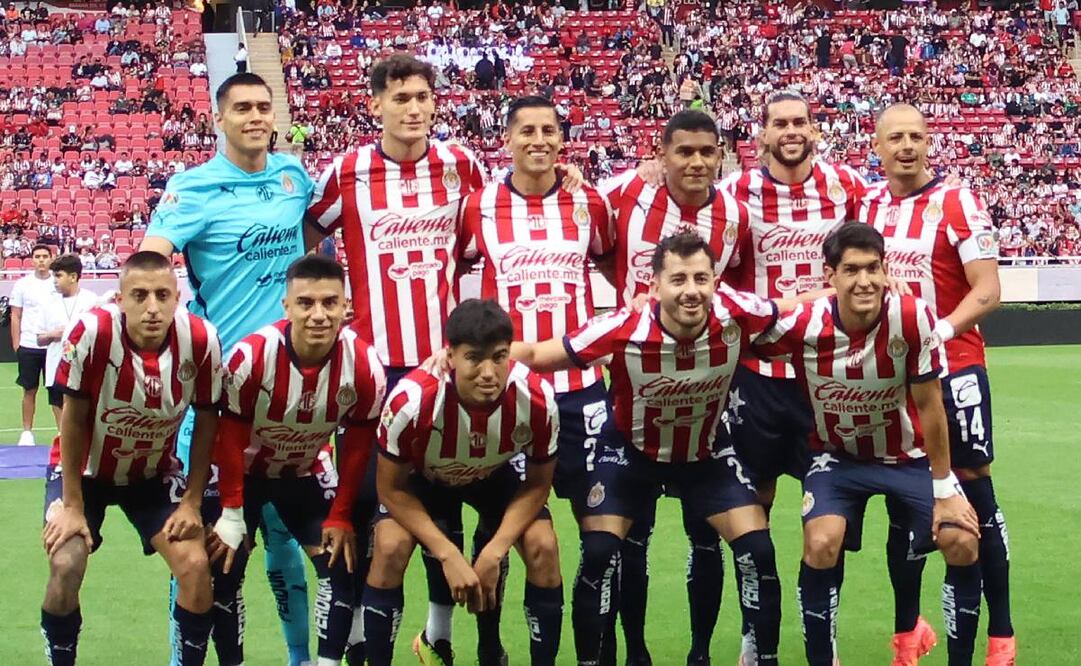 Chivas recibe a Santos Laguna Foto: Imago7.