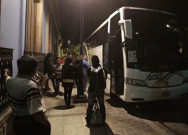 Maestros van de Oaxaca al DF para marcha