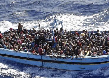 Migrante nigeriana da a luz tras ser rescatada