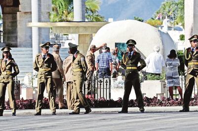 Cuba da el último adiós al comandante Fidel  