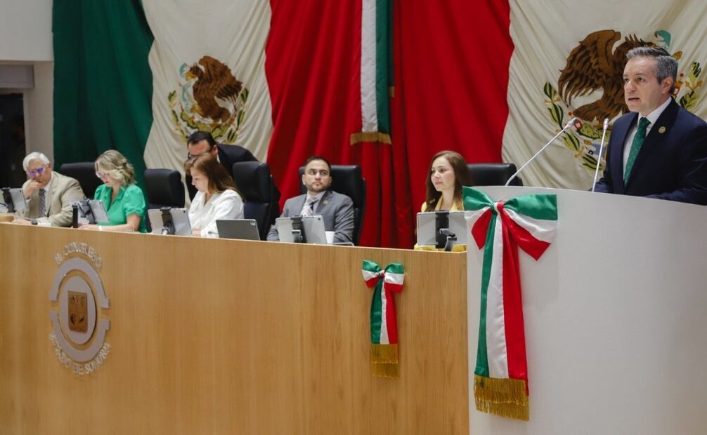 Al evento protocolario asistieron autoridades estatales, electorales y judiciales (02/09/2025). Foto: Especial