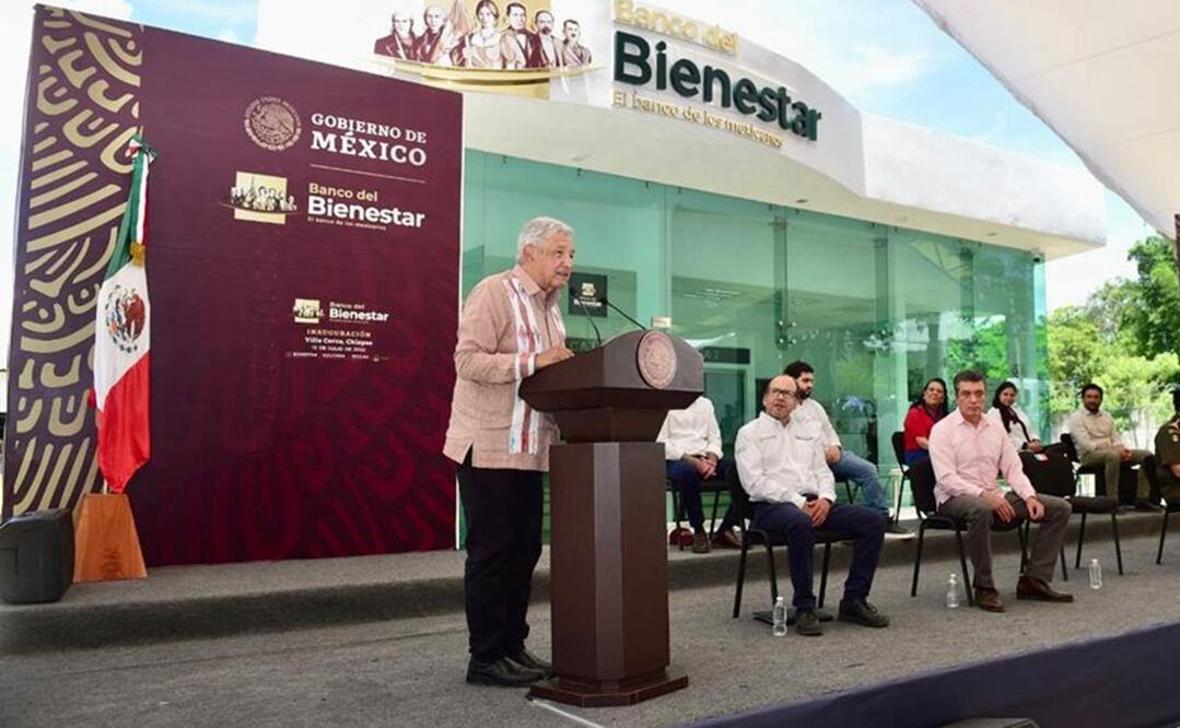 AMLO durante la inauguración de una sucursal del Banco del Bienestar en el ejido Revolución Mexicana, en Villa Corzo, Chiapas. Foto: Presidencia