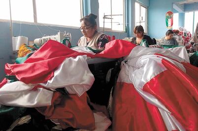 “Soy feliz por hacer banderas”