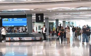 "Aunque a algunos no les guste"; Sheinbaum comparte video con alta afluencia en el AIFA durante Semana Santa