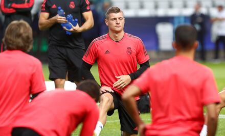 Kroos se lleva los reflectores con tan noble causa