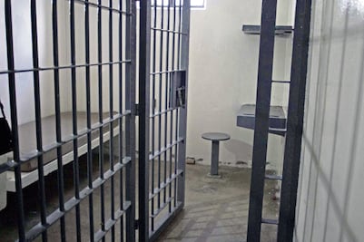 Advierten de liberación de casi 3 mil reos