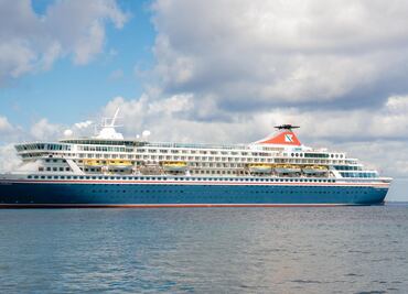 “MS Balmoral”, crucero que recreó viaje del Titanic, vuelve a Cozumel tras 8 años; transporta mil 300 turistas