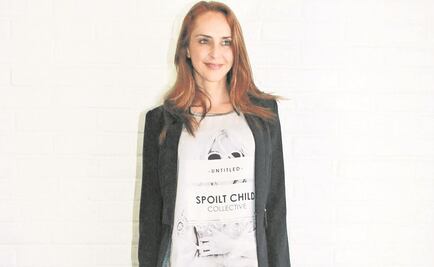 Irán Castillo se viste de mocha y pecadora