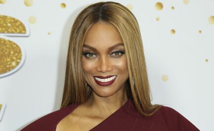 Tyra Banks sorprende con diminuto bikini a sus 45 años