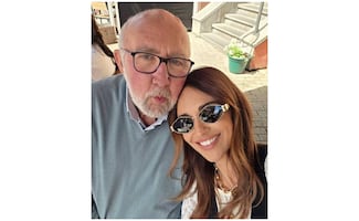 "Tengo el corazón roto": Paula Echevarría despide a su padre con un conmovedor video de ambos bailando