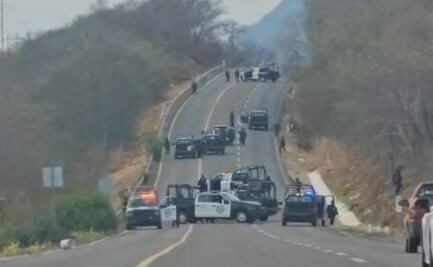 Sinaloa: Reportan enfrentamiento entre agentes y civiles armados en carretera México-Nogales; hay dos agresores muertos