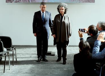 Crean un monumento con fusiles fundidos de las FARC