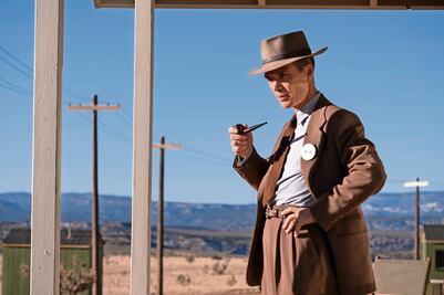 "Oppenheimer" gana a mejor película en los Critics Choice Awards y le vuelve a arrebatar el premio a "Barbie"
