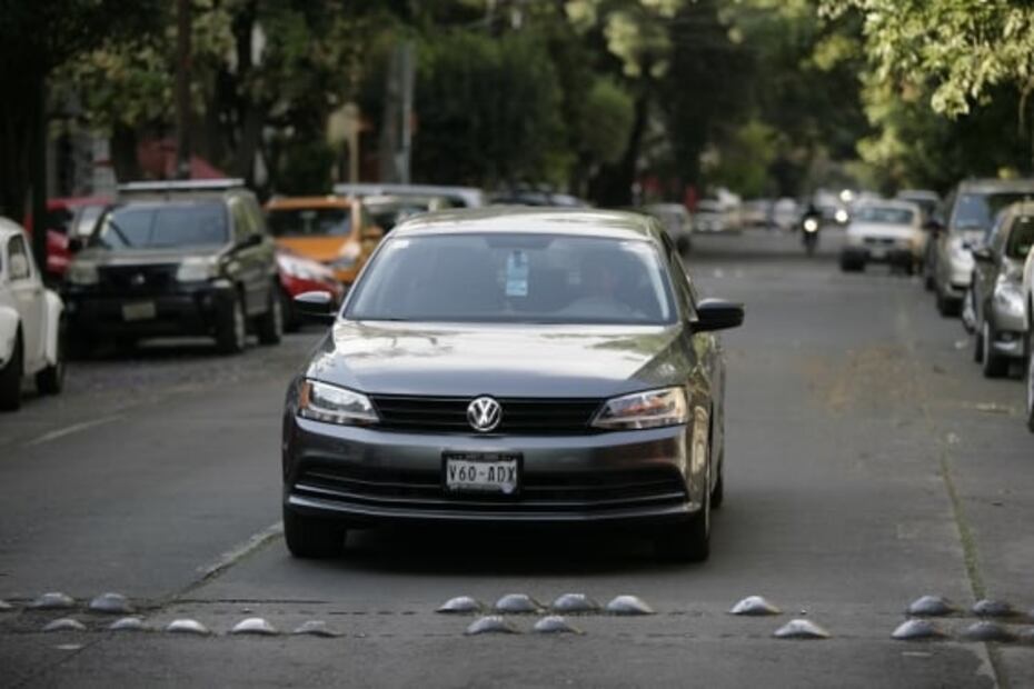 Por qué existen topes en las calles y avenidas