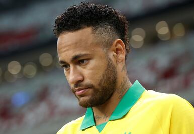Las lesiones no dejan a Neymar: estará fuera durante un mes