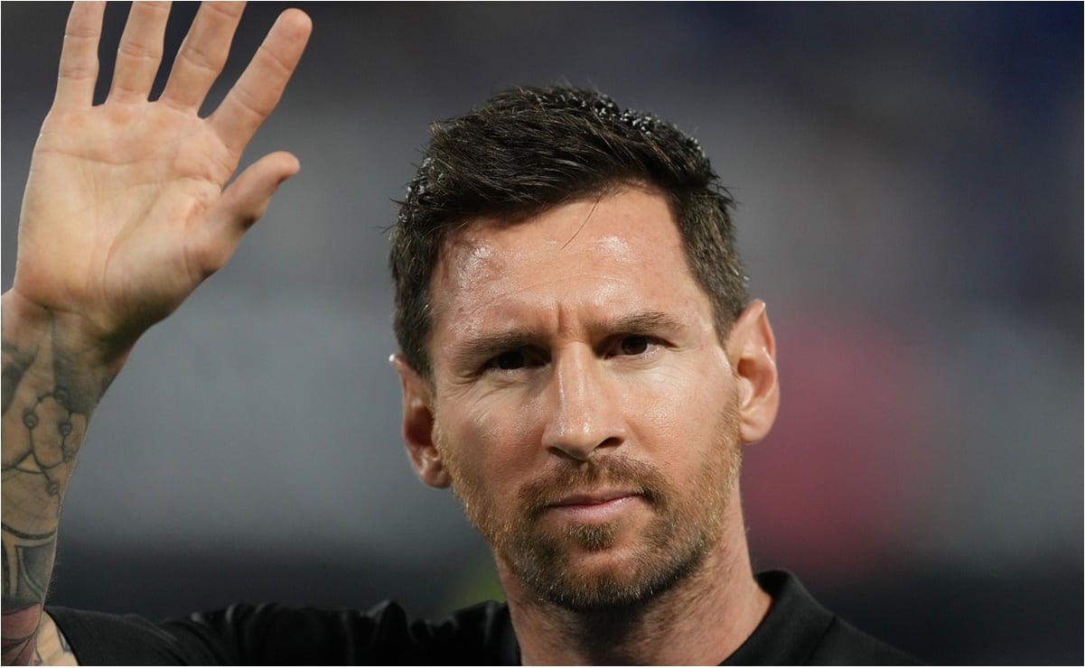 RT @UnivDeportes: Inter Miami y Lionel Messi entrenan por primera vez en su nuevo estadio ️