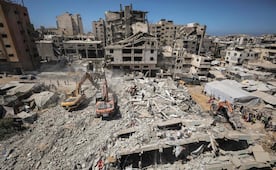 Derrumbe de edificio en Gaza deja 20 muertos y decenas de desaparecidos; inmueble quedó dañado tras ataques por la guerra