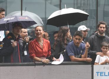 Jorge Campos, Max Verstappen y Checo Pérez protagonizan partido en la CDMX