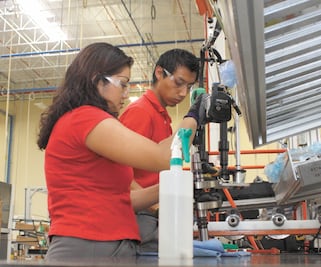 IMEF prevé afectaciones por aumento al salario 