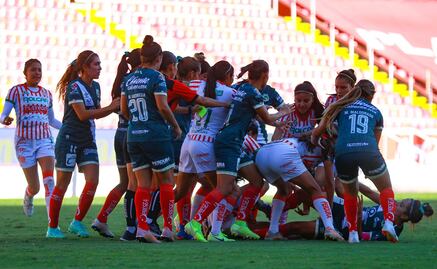 Fuerte bronca se presentó en el Necaxa vs Puebla en la Liga Femenil 
