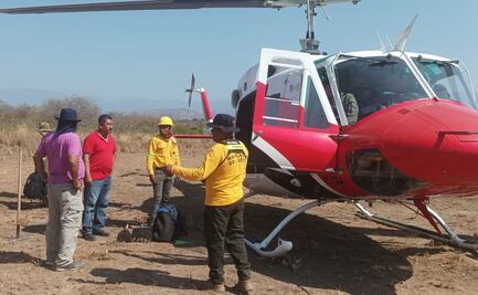 Se suma otro helicóptero a combate de incendio en la selva de Los Chimalapas en Oaxaca