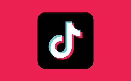 Mujer se burla de su novio con trend viral de las mariposas; ¿de qué trata?