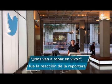 Elon Musk llega a oficinas de Twitter cargando un lavamanos 