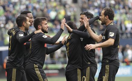 Debut y asistencia de Carlos Vela en la MLS